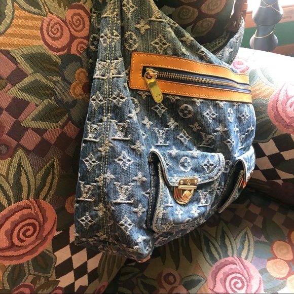 SOLD—DENIM Louis Vuitton shoulder bag - Picture 12 of 16